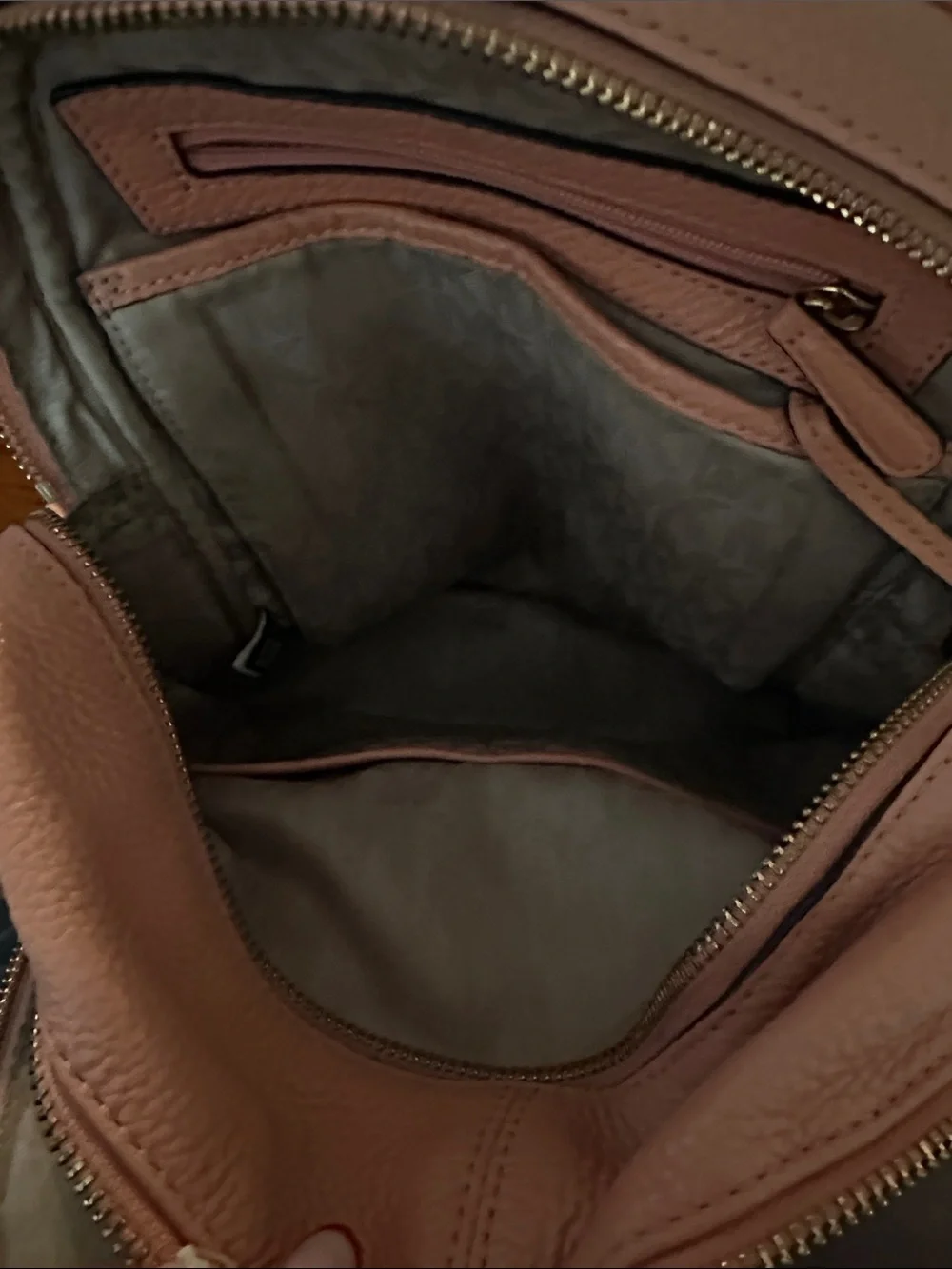Michael Kors Leather Backpack in Two-Tone peach Orange